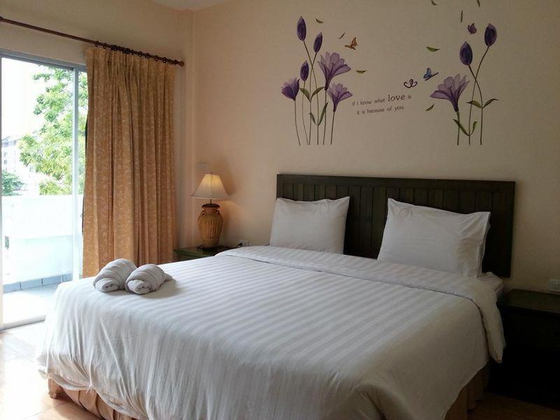 Baan Suksiri Hotel Хуахін Екстер'єр фото