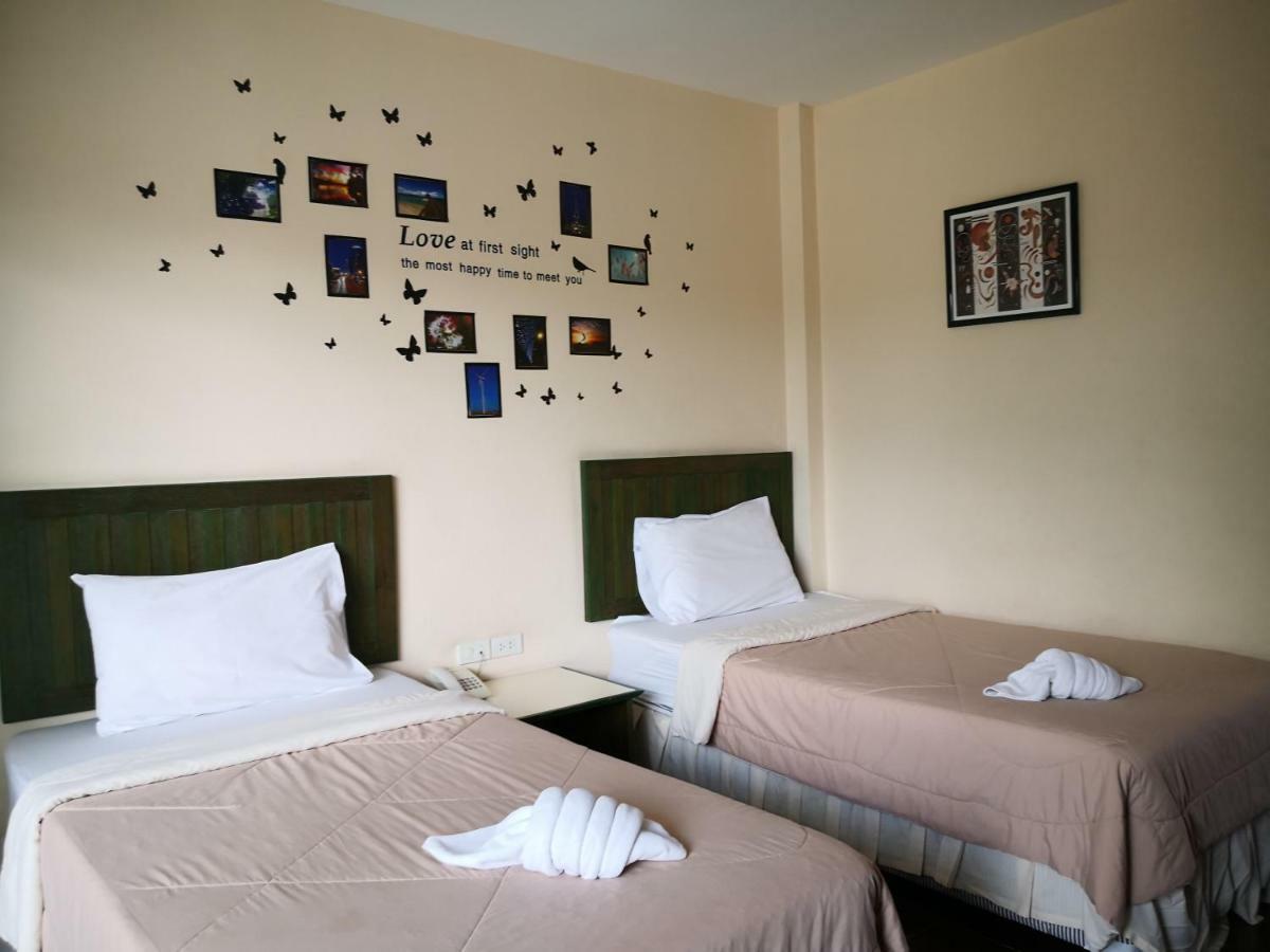 Baan Suksiri Hotel Хуахін Екстер'єр фото